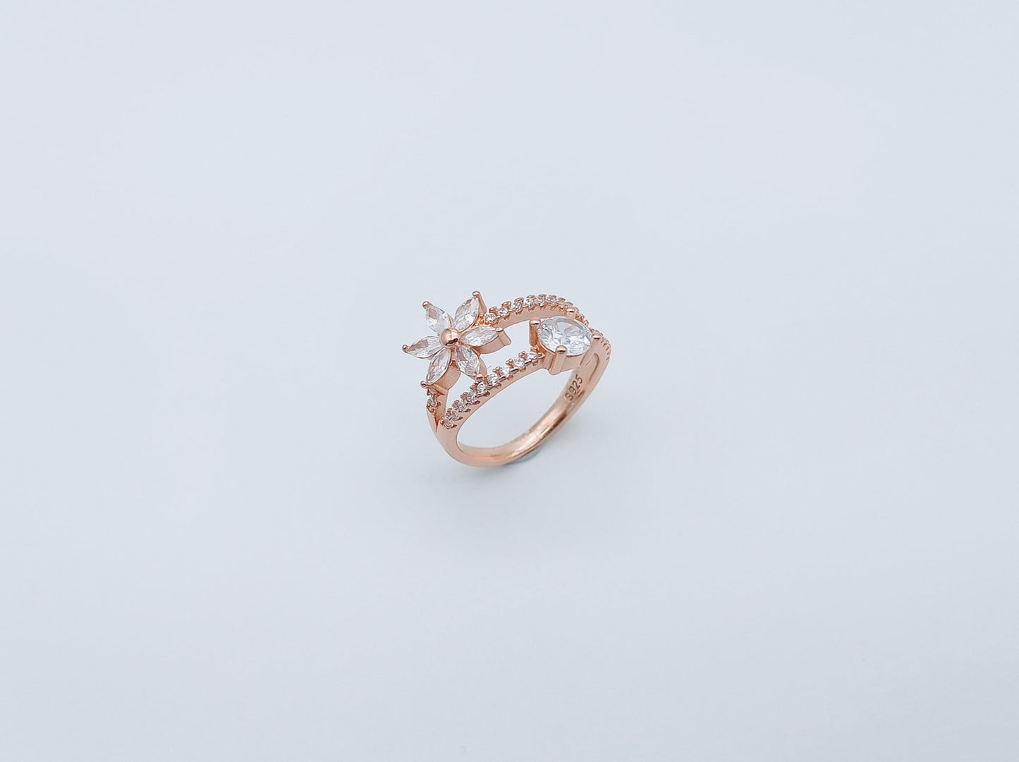 Rose Gold Floral Blossom Ring